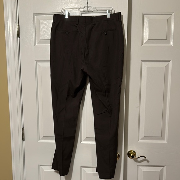 Madison Brown Dress Pants with Classic Straight-Leg Cut 36 x 32 - Picture 5 of 7